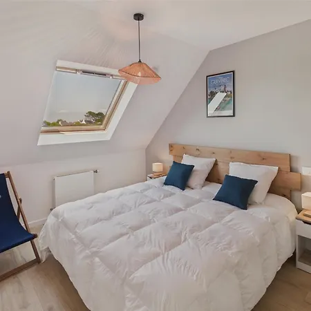Maison Neuve A 600m De La Pour 8 Holiday home Loctudy